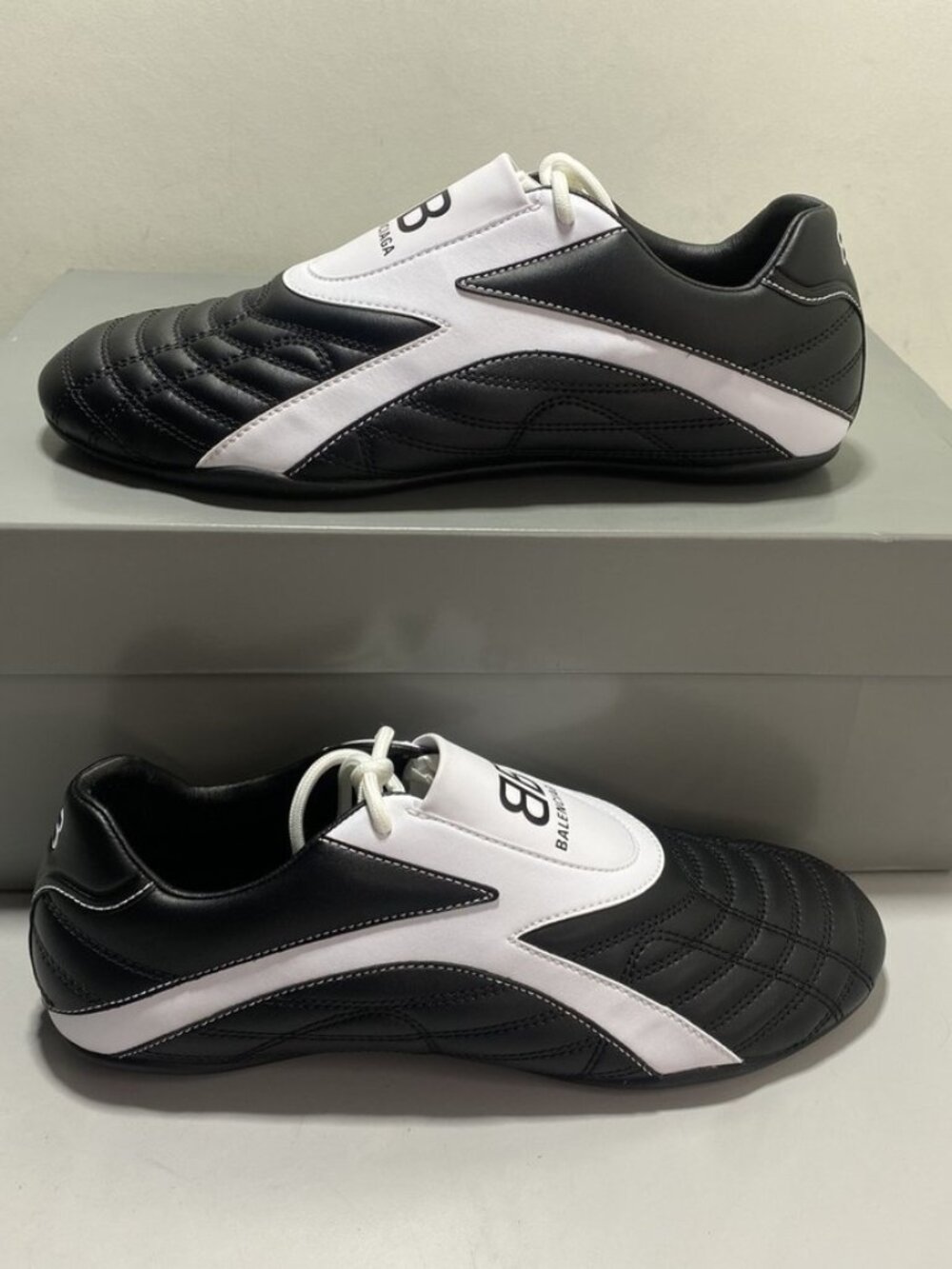 Balenciaga Mens Zen Sneakers Size 6 Round Toe Cushioned Casual Two-Toned Lace-Up